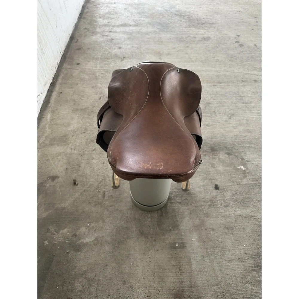 Beval Ltd Close Contact Saddle – 16.5